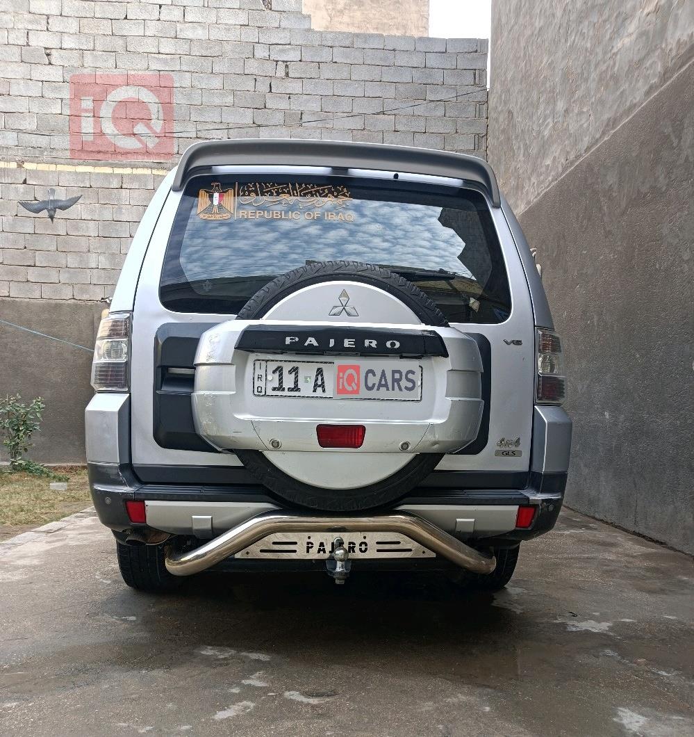 ميتسوبيشي باجيرو